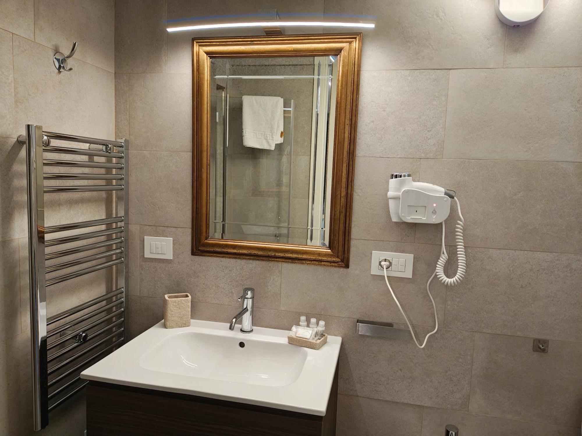 Villa Torricelli Scarperia - Il Giardinetto Residence ภายนอก รูปภาพ